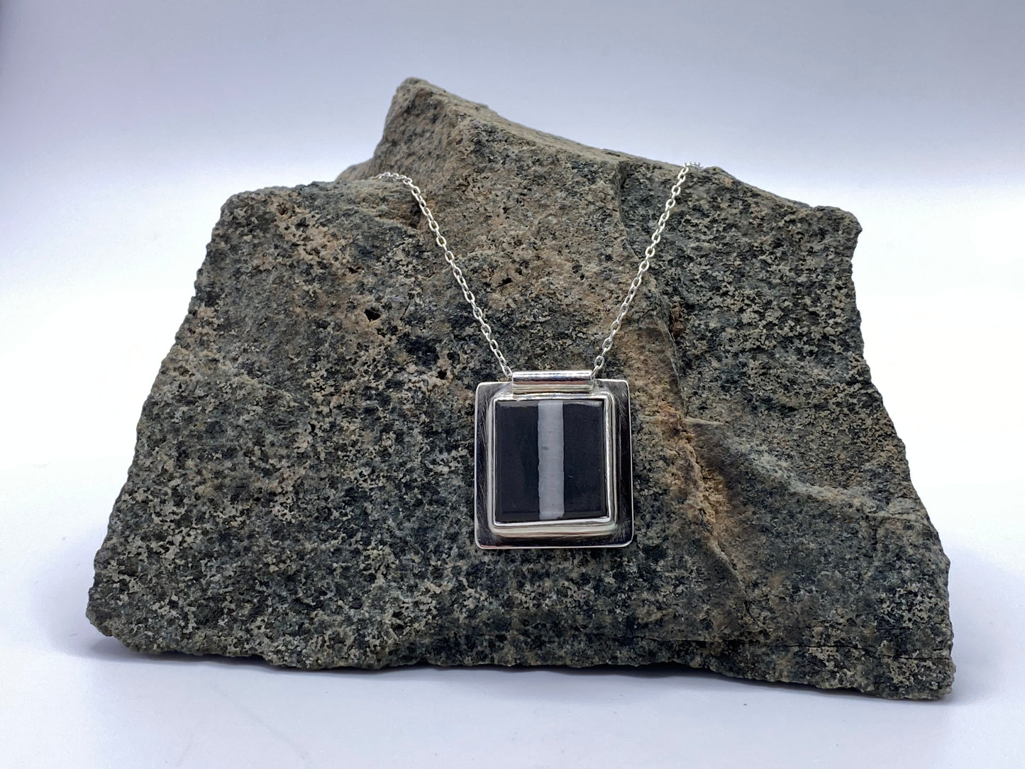 Quartz Band Pendant