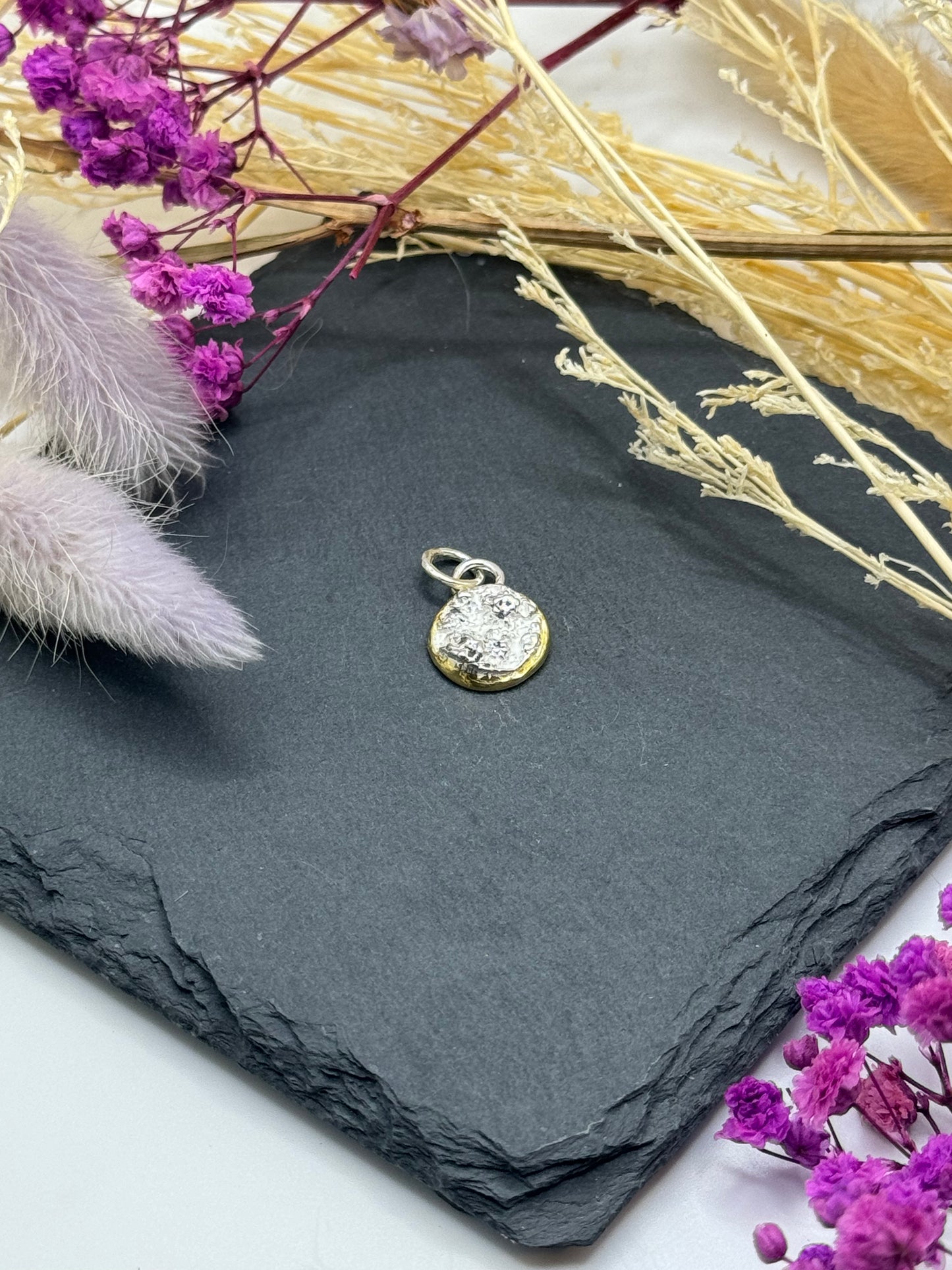 Gold Edged Mossy Pendant