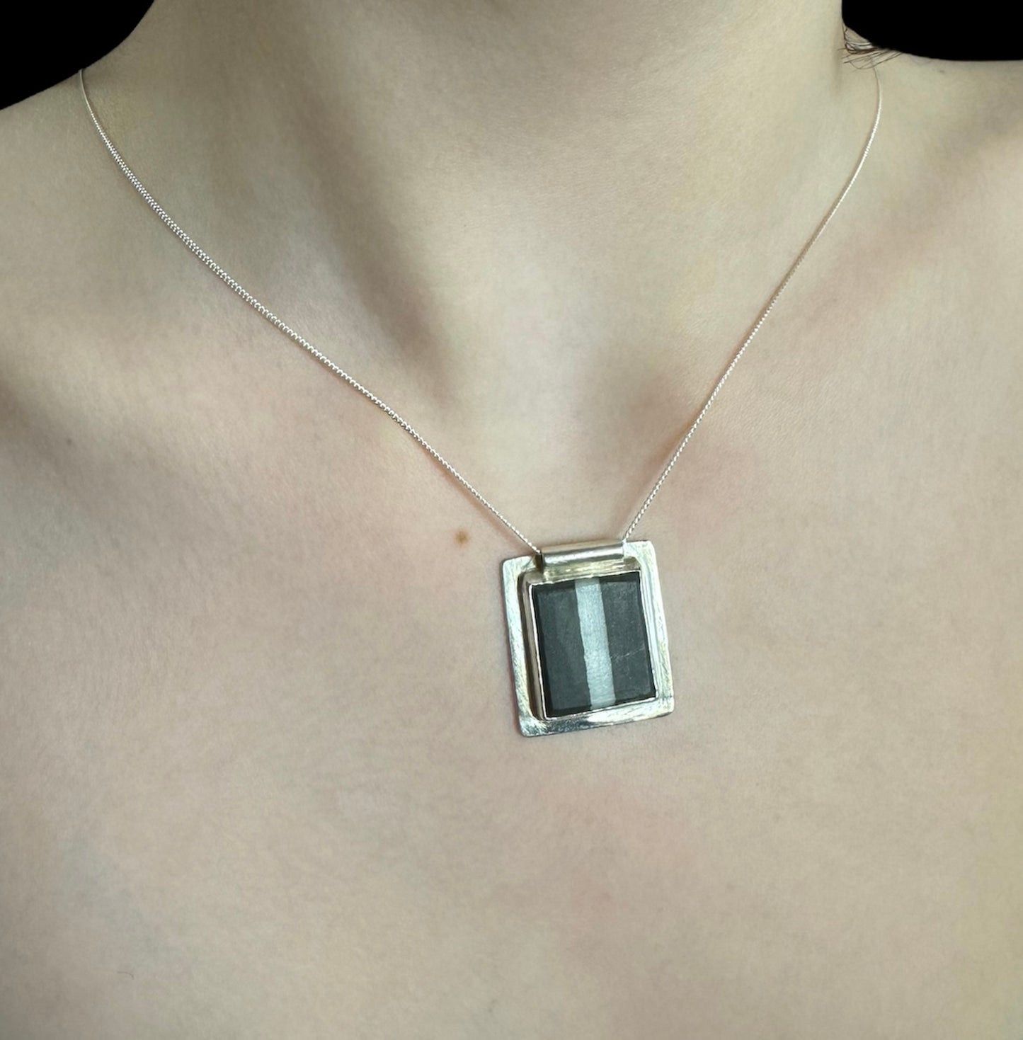Quartz Band Pendant