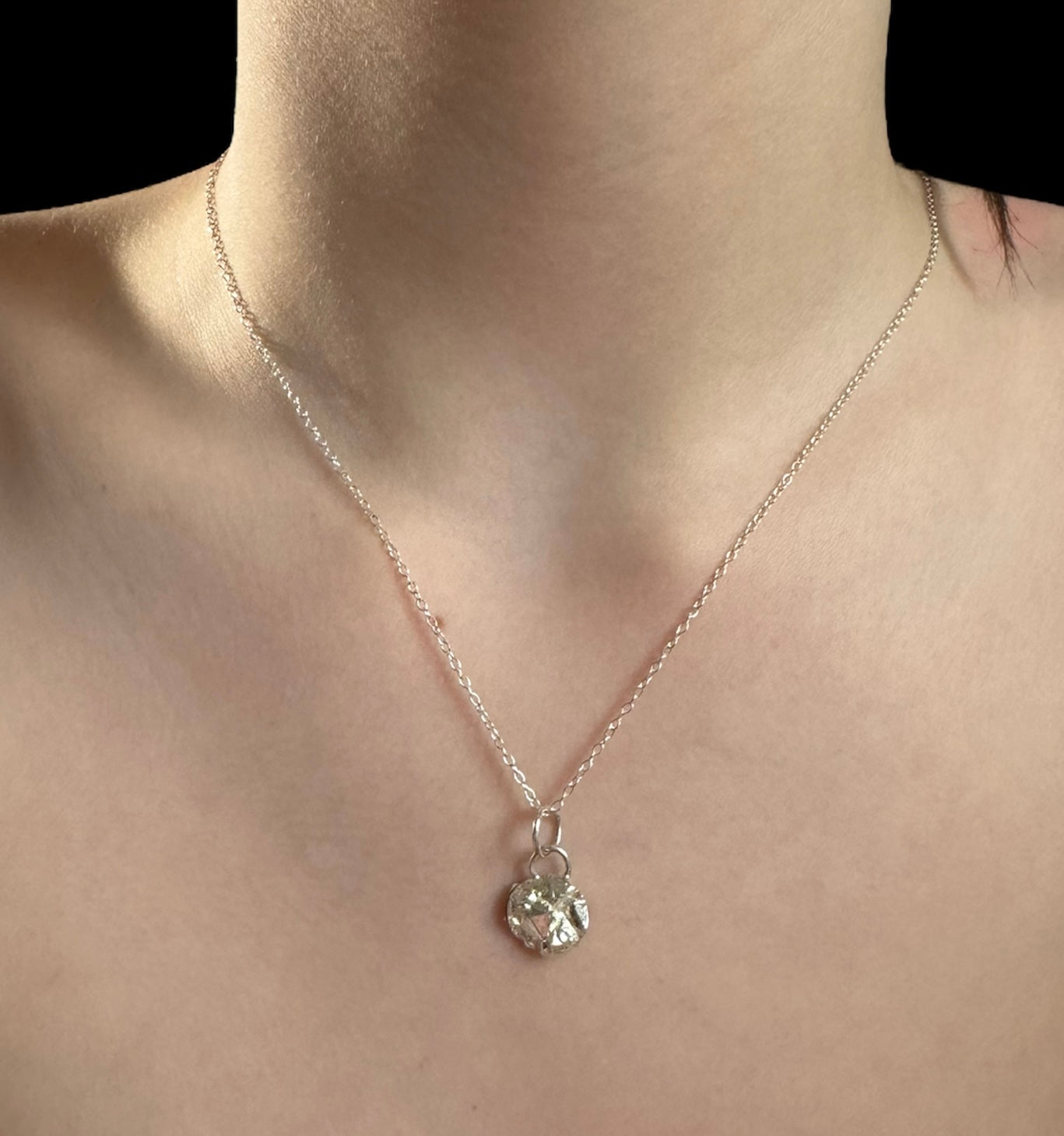 Small Craggy Pendant
