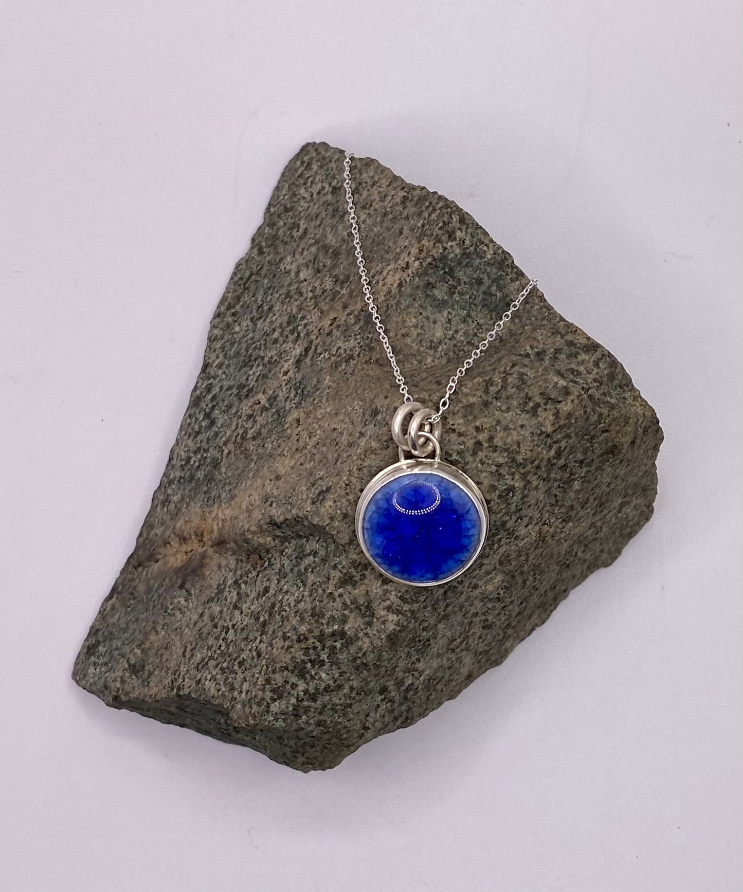 Blue cracked glass pendant