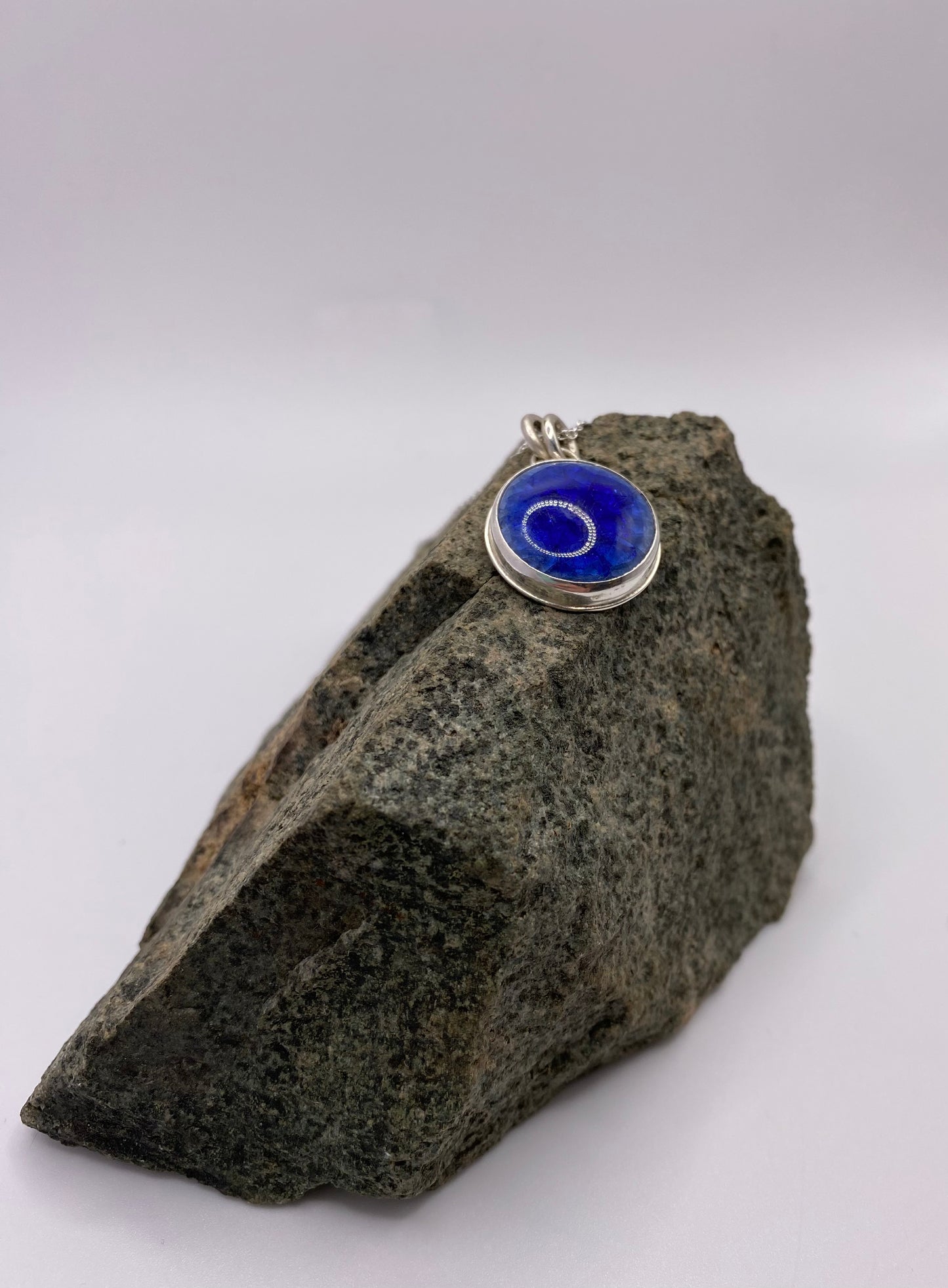 Blue cracked glass pendant