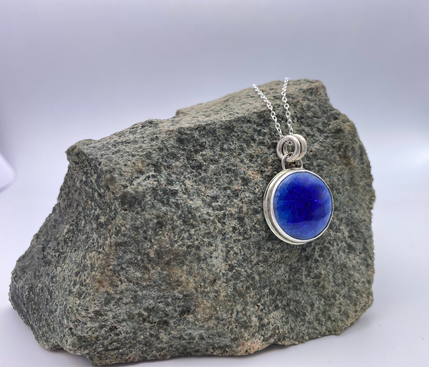 Blue cracked glass pendant